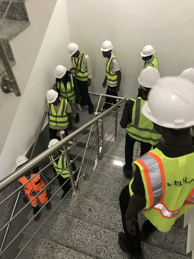 ShunBuild professional team